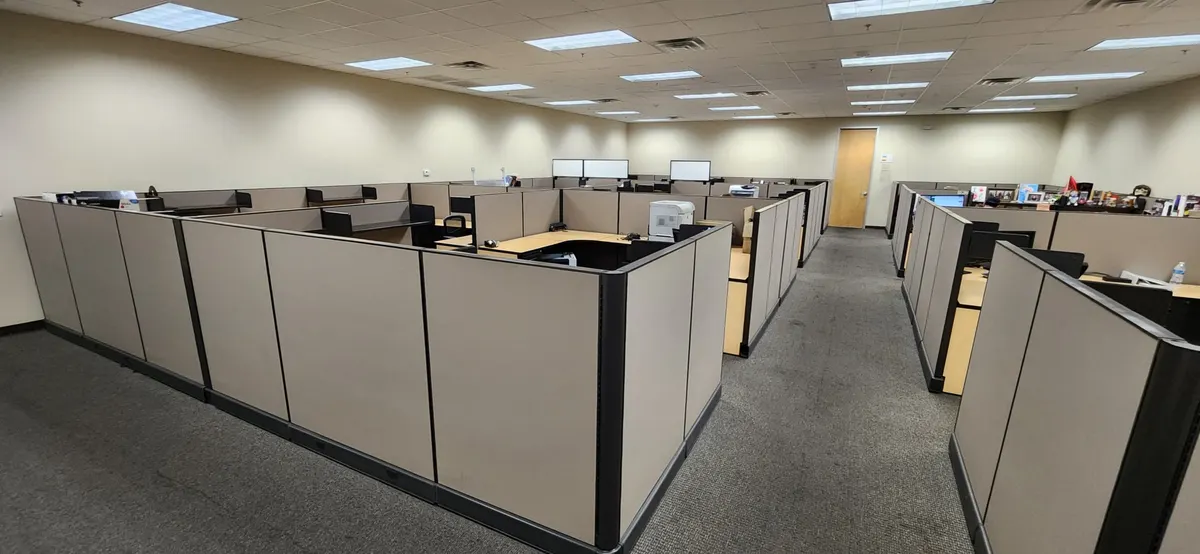 Herman Miller AO2 cubicles at 53-inch height on an open floor